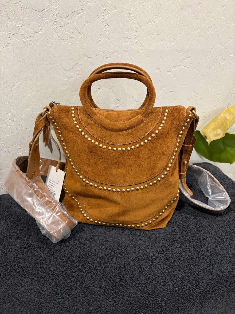 HOBO Maggie Crossbody
